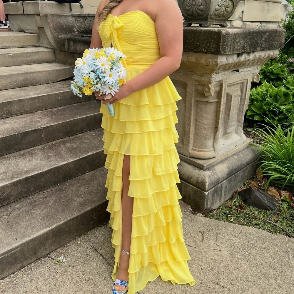Source Unknown Strapless Yellow Ruffle Dress prom… - image 2